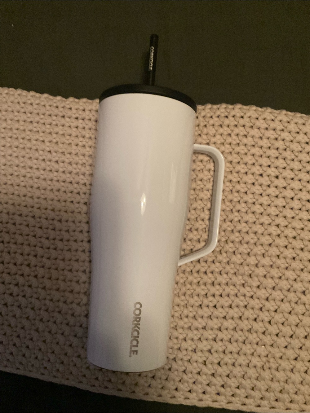 Corkcicle White Travel Tumbler with Handle and Black Lid 30 ounce